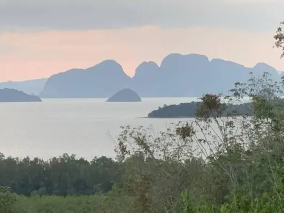 Terrain 19 Rai à vendre à Koh Yao Noi, Phang Nga avec vue mer