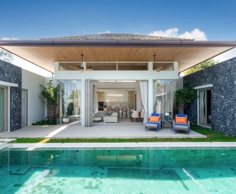 Villa neuve de 4 chambres avec piscine à vendre à Botanica Foresta II Phuket