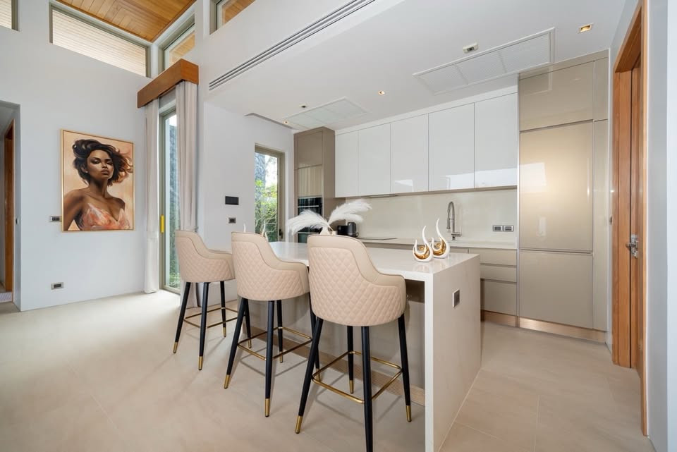 Villa neuve de 4 chambres avec piscine à vendre à Botanica Foresta II Phuket