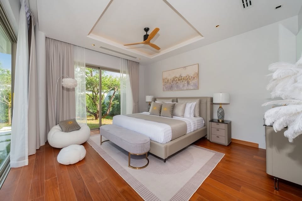 Villa neuve de 4 chambres avec piscine à vendre à Botanica Foresta II Phuket