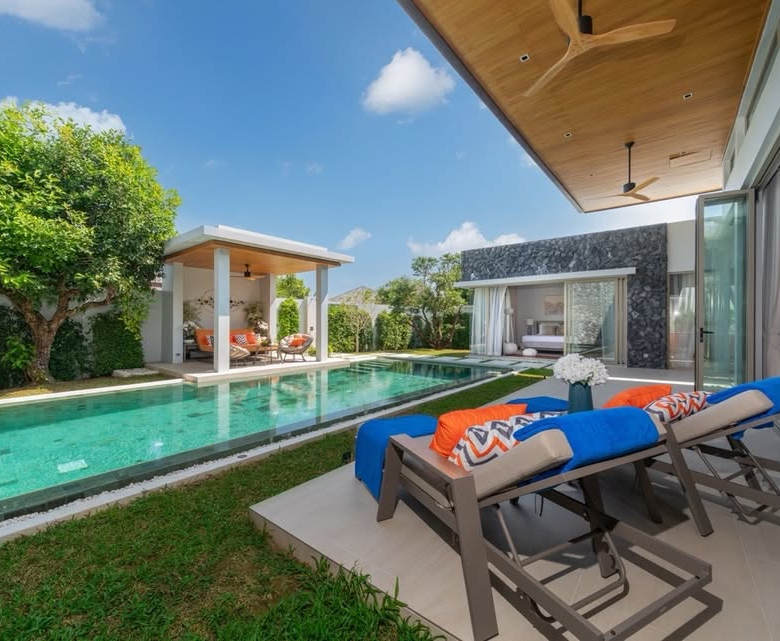 Villa neuve de 4 chambres avec piscine à vendre à Botanica Foresta II Phuket