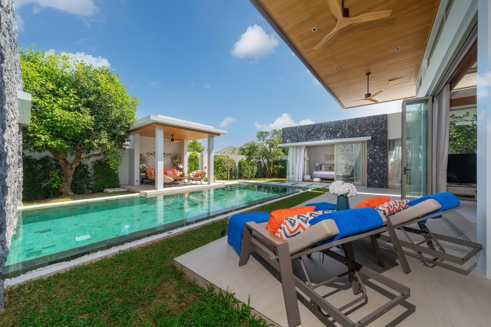 Villa neuve de 4 chambres avec piscine à vendre à Botanica Foresta II Phuket
