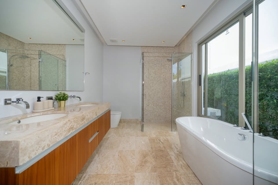 Villa neuve de 4 chambres avec piscine à vendre à Botanica Foresta II Phuket