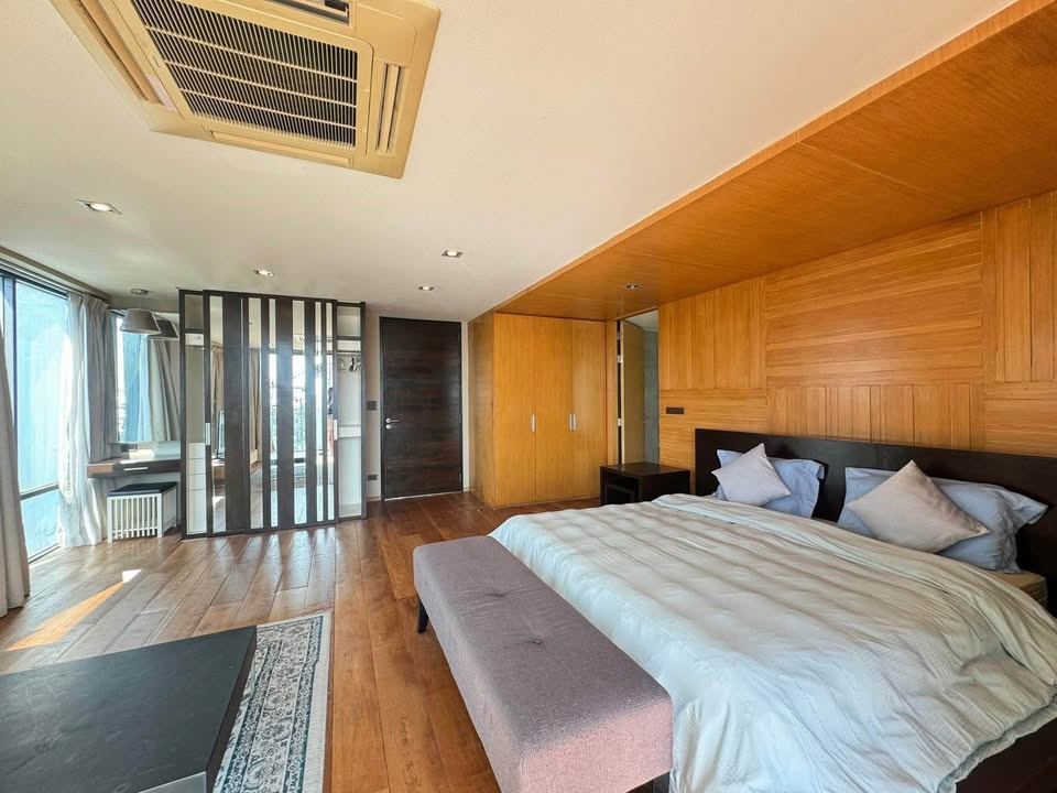 Villa moderne de 4 chambres avec piscine à louer près de la plage de Rawai