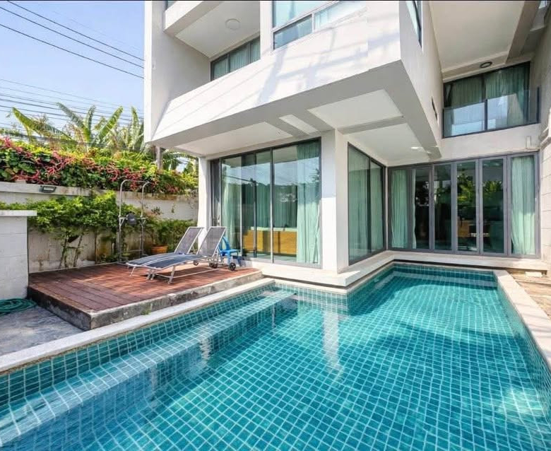 Villa moderne de 4 chambres avec piscine à louer près de la plage de Rawai