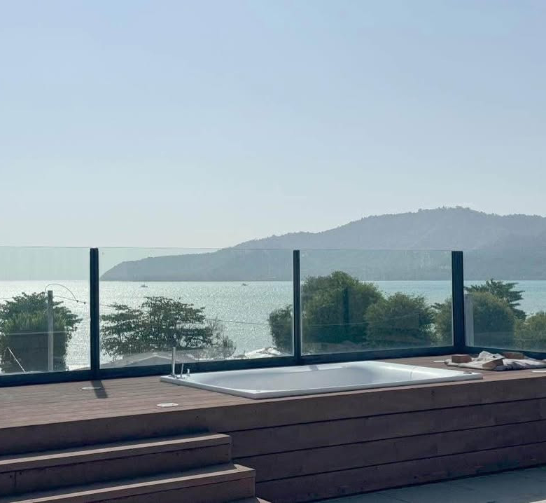 Villa moderne de 4 chambres avec piscine à louer près de la plage de Rawai