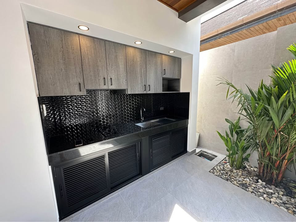 Villa avec piscine de 4 chambres à vendre à Rawai, Phuket