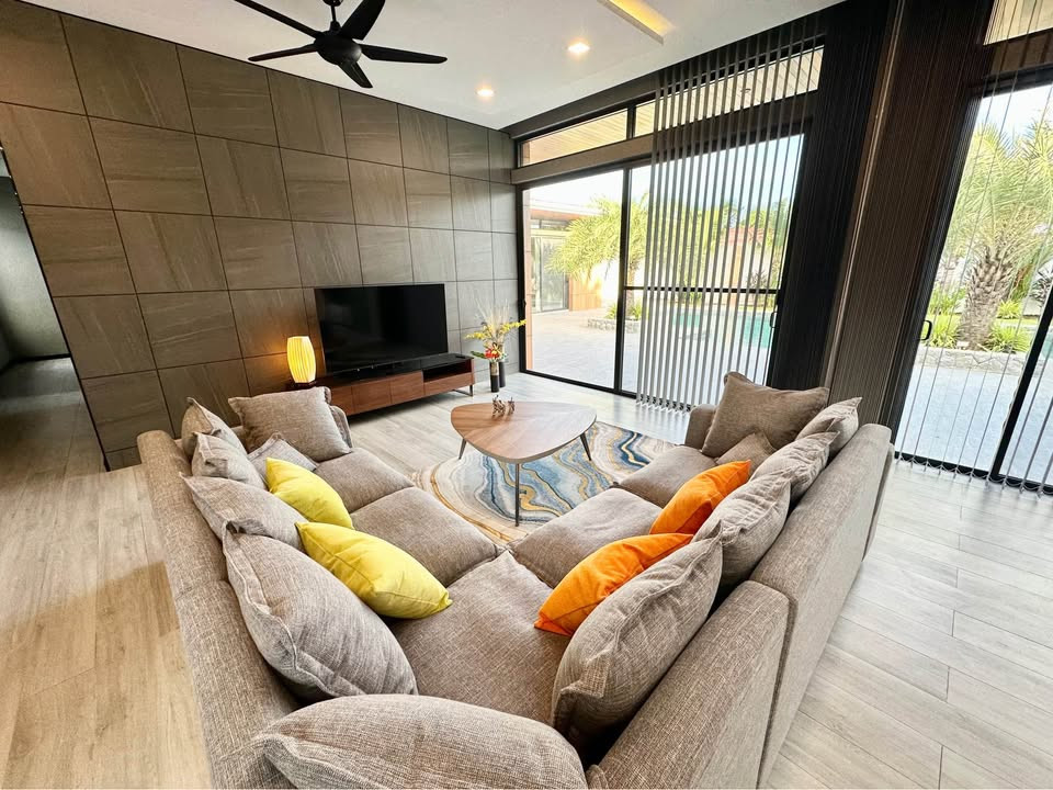 Villa avec piscine de 4 chambres à vendre à Rawai, Phuket