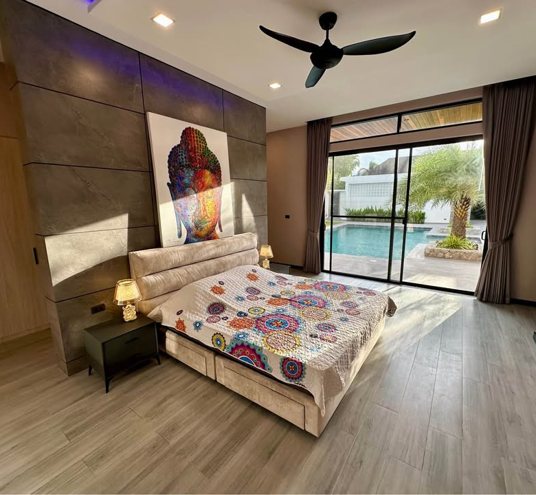 Villa avec piscine de 4 chambres à vendre à Rawai, Phuket