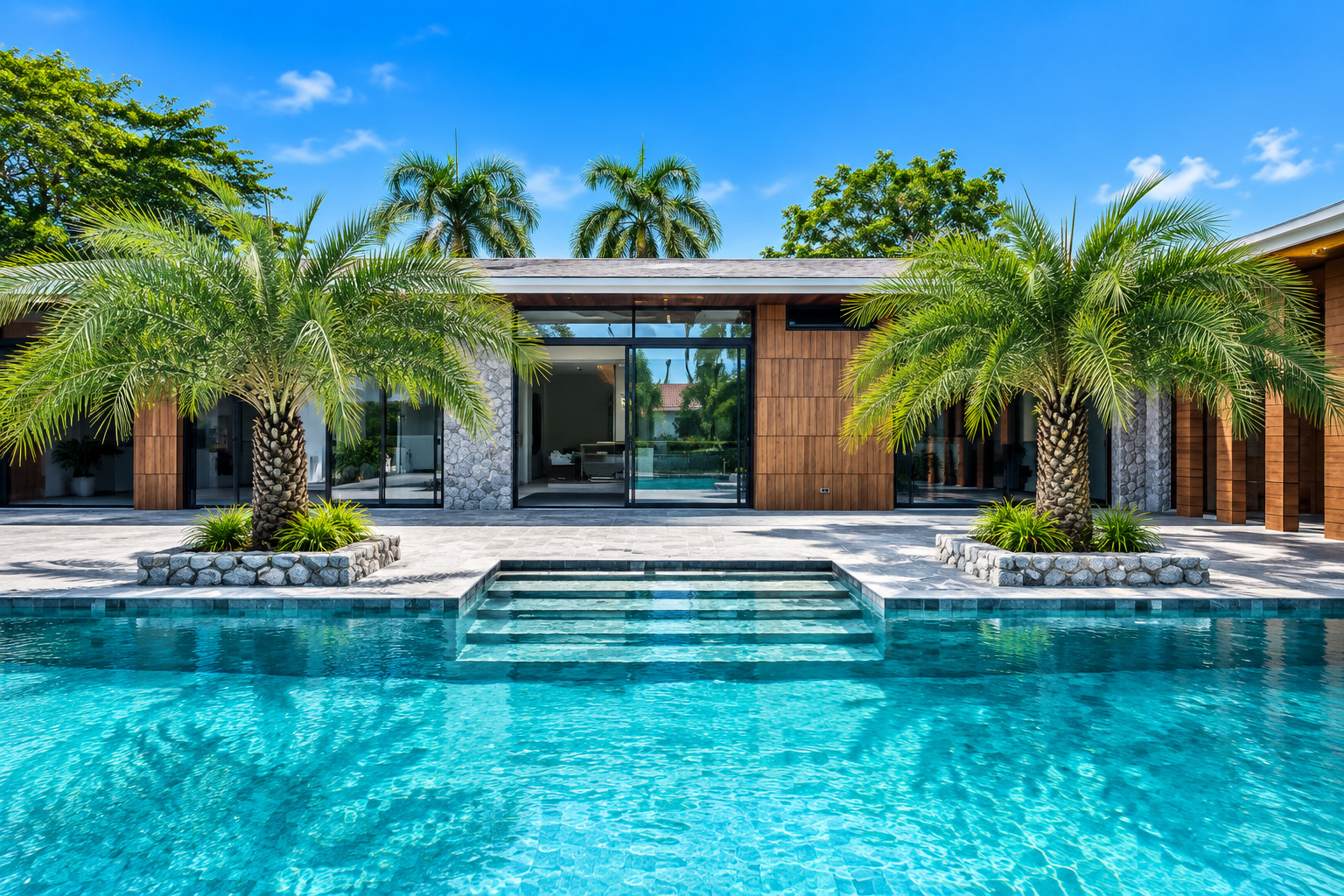 Villa avec piscine de 4 chambres à vendre à Rawai, Phuket
