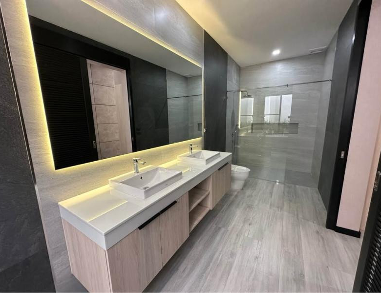 Villa avec piscine de 4 chambres à vendre à Rawai, Phuket