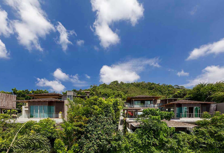 Villa de 4 chambres avec vue sur mer à vendre à Layan Phuket, dans le complexe La Colline