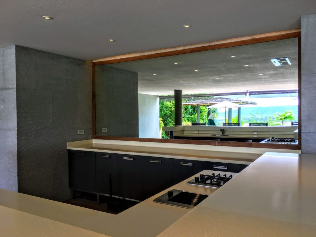 Villa de 4 chambres avec vue sur mer à vendre à Layan Phuket, dans le complexe La Colline