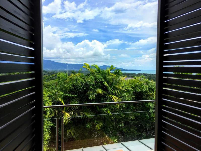 Villa de 4 chambres avec vue sur mer à vendre à Layan Phuket, dans le complexe La Colline