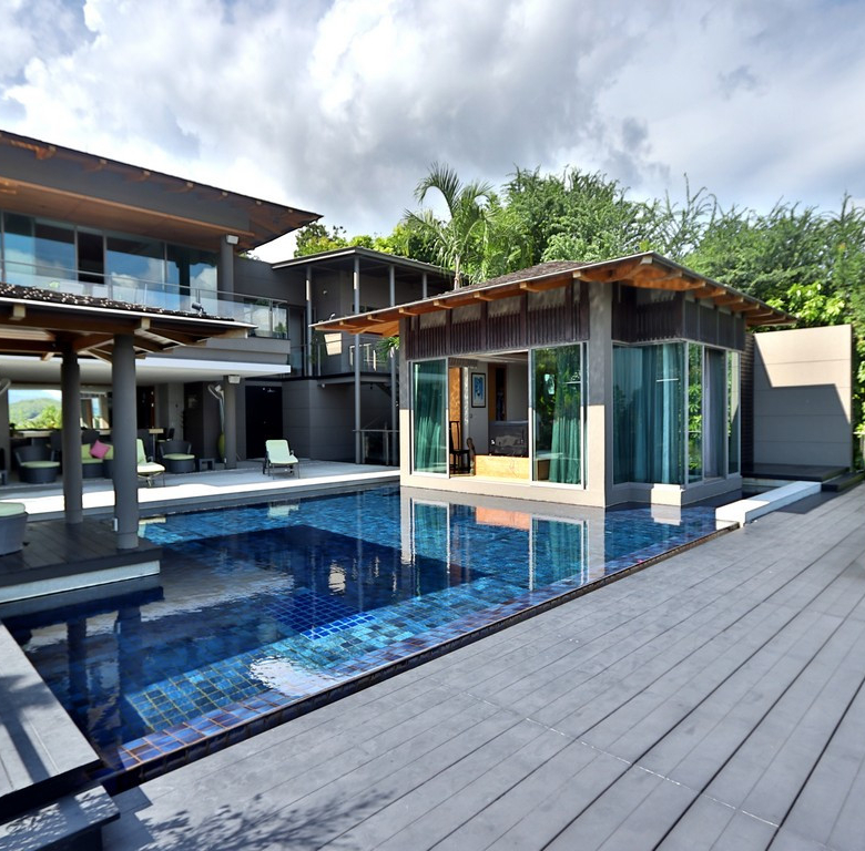 Villa de 4 chambres avec vue sur mer à vendre à Layan Phuket, dans le complexe La Colline