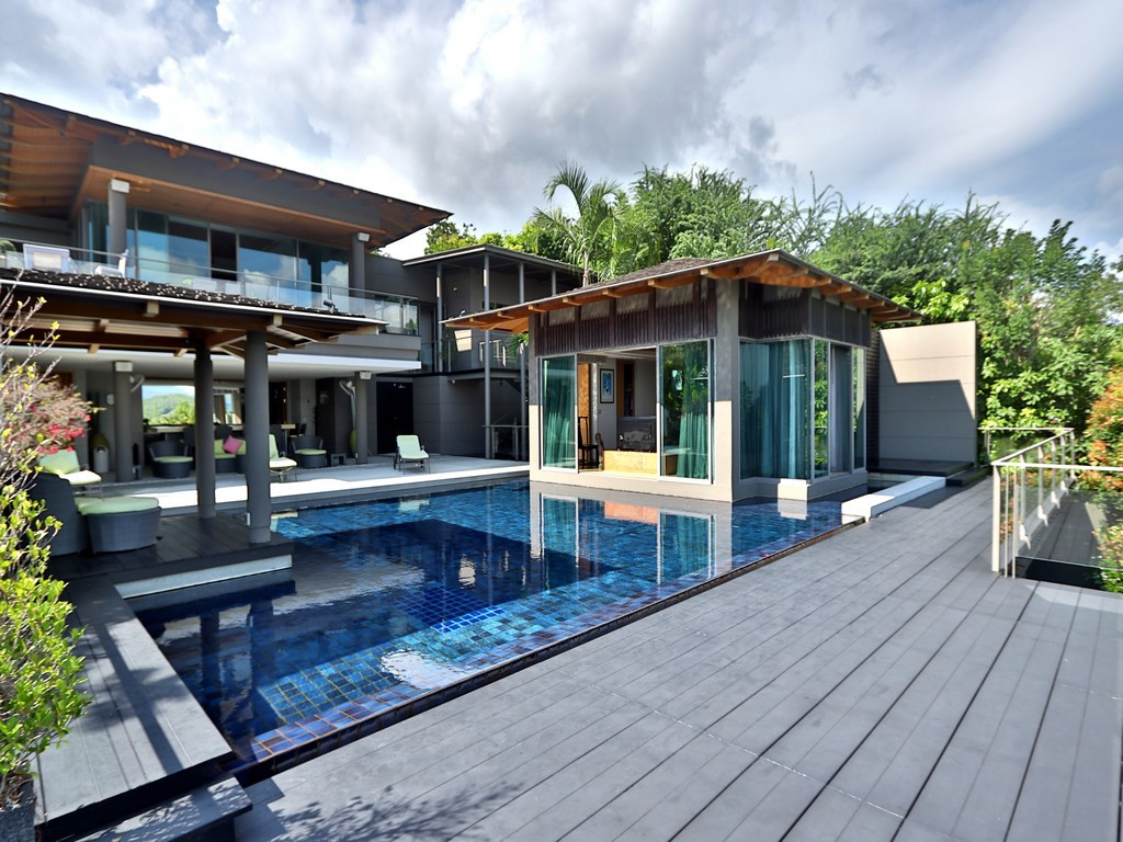 Villa de 4 chambres avec vue sur mer à vendre à Layan Phuket, dans le complexe La Colline