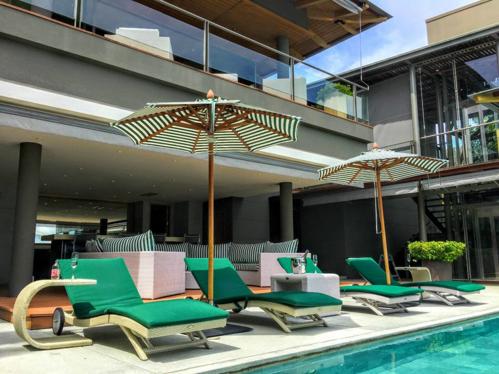 Villa de 4 chambres avec vue sur mer à vendre à Layan Phuket, dans le complexe La Colline