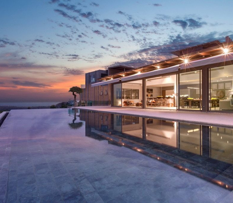 Propriété privée de 18 chambres avec vue sur mer à vendre à Layan, Phuket