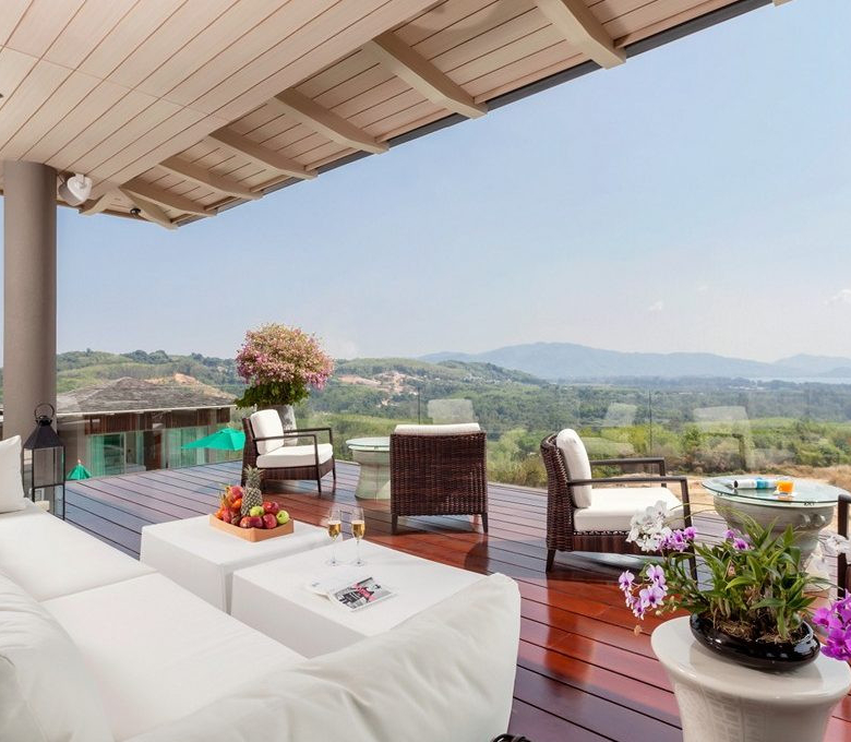 Propriété privée de 18 chambres avec vue sur mer à vendre à Layan, Phuket