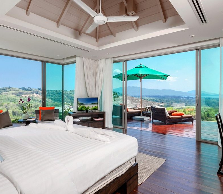 Propriété privée de 18 chambres avec vue sur mer à vendre à Layan, Phuket