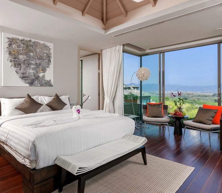 Propriété privée de 18 chambres avec vue sur mer à vendre à Layan, Phuket
