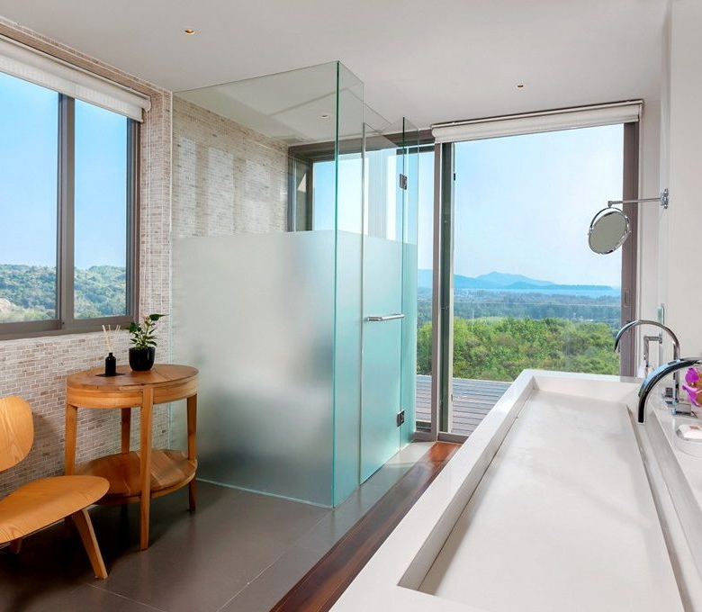 Propriété privée de 18 chambres avec vue sur mer à vendre à Layan, Phuket