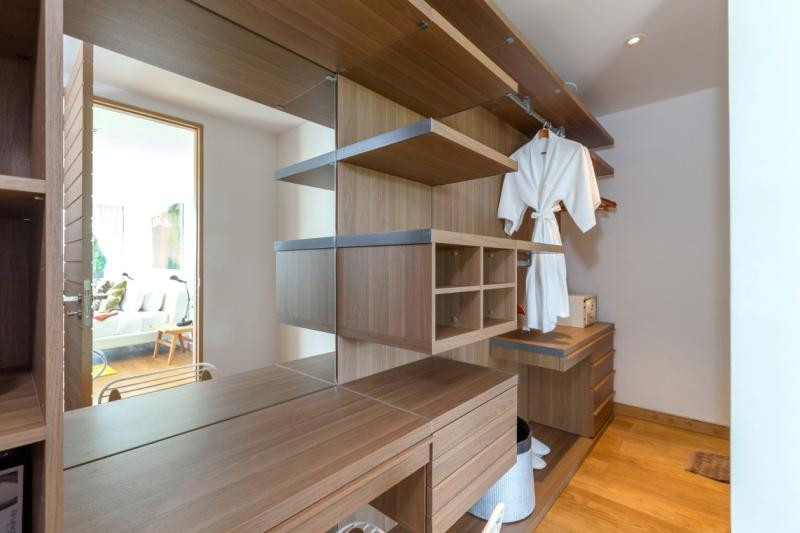 Propriété privée de 18 chambres avec vue sur mer à vendre à Layan, Phuket