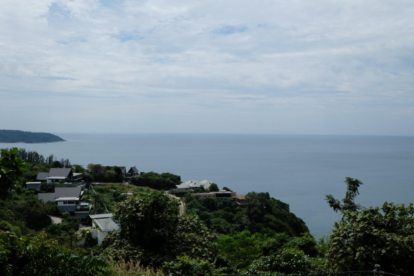 Terrain de 2 rai avec vue sur mer à vendre à Millionaire's Mile, Kamala