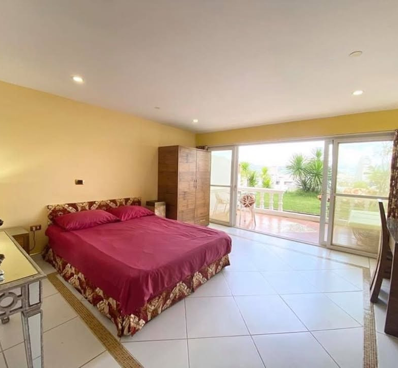 Studio avec vue sur mer et jardin privé à louer à Patong