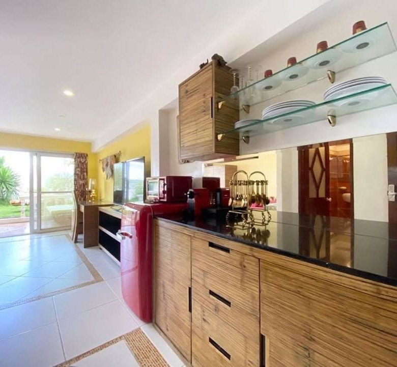 Studio avec vue sur mer et jardin privé à louer à Patong