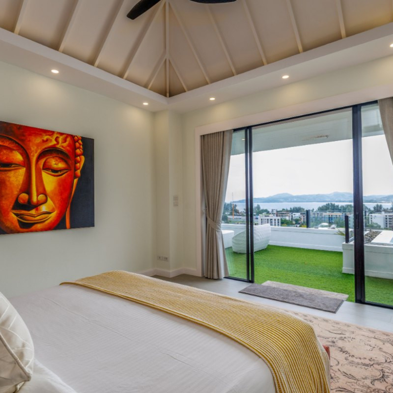 Villa de 5 chambres avec piscine et vue sur mer à vendre à Surin, Phuket