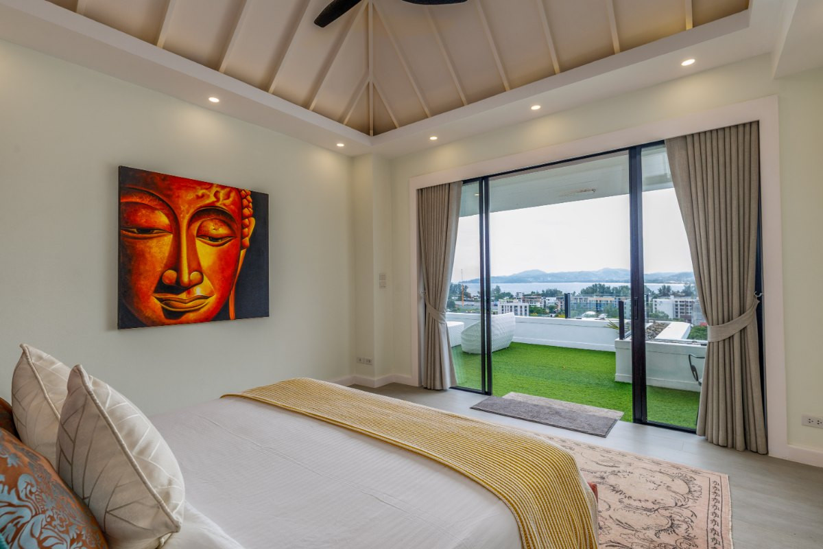 Villa de 5 chambres avec piscine et vue sur mer à vendre à Surin, Phuket