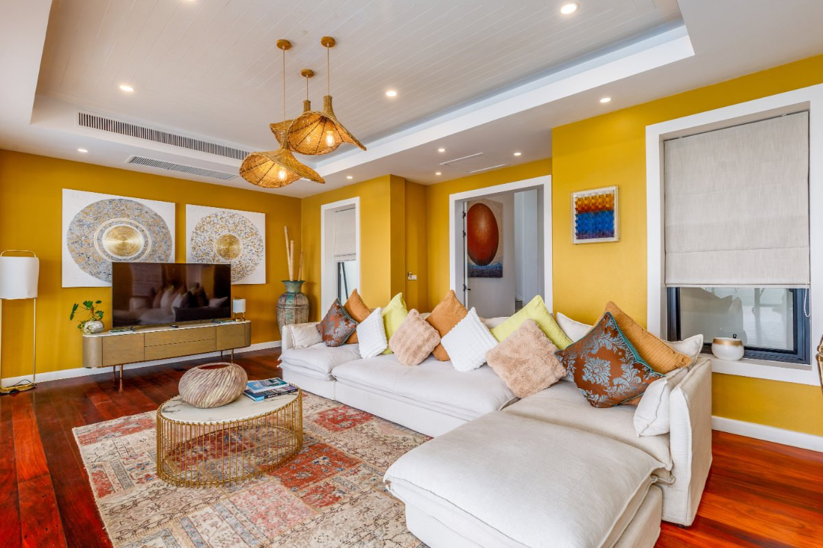 Villa de 5 chambres avec piscine et vue sur mer à vendre à Surin, Phuket