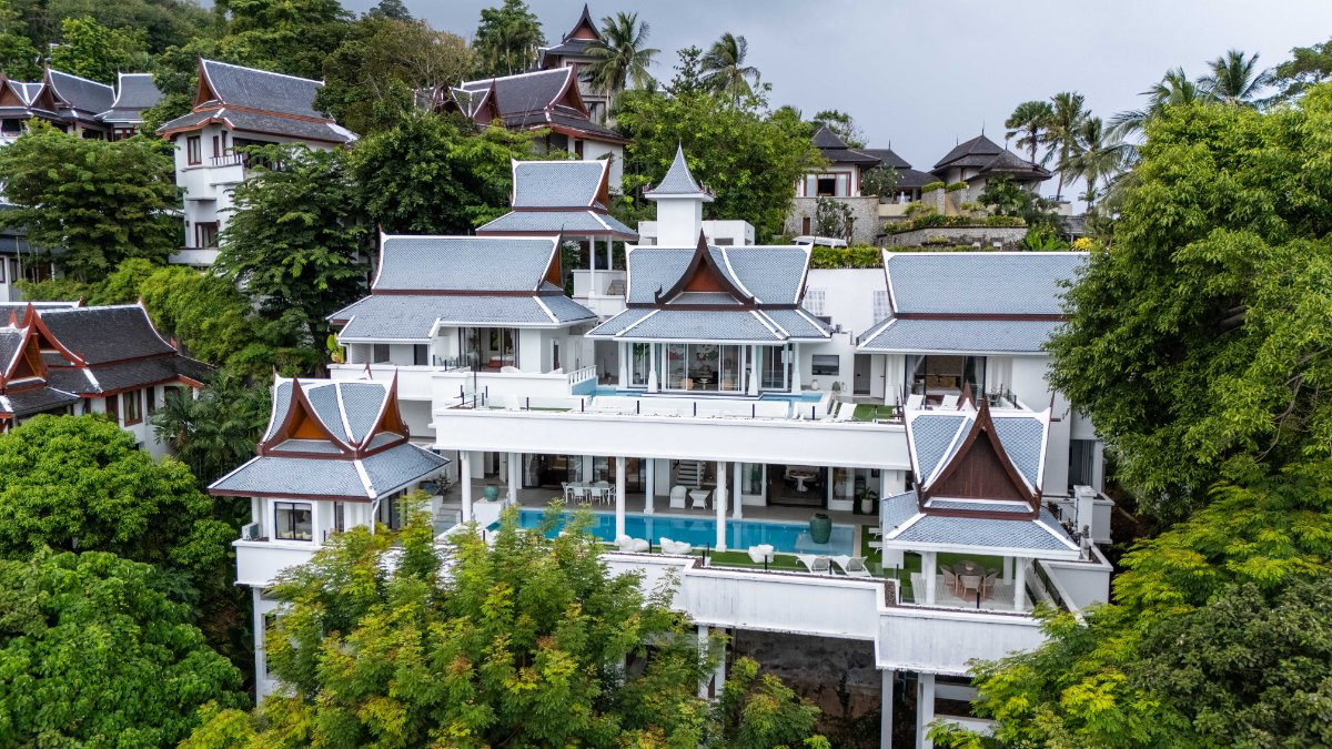 Villa de 5 chambres avec piscine et vue sur mer à vendre à Surin, Phuket