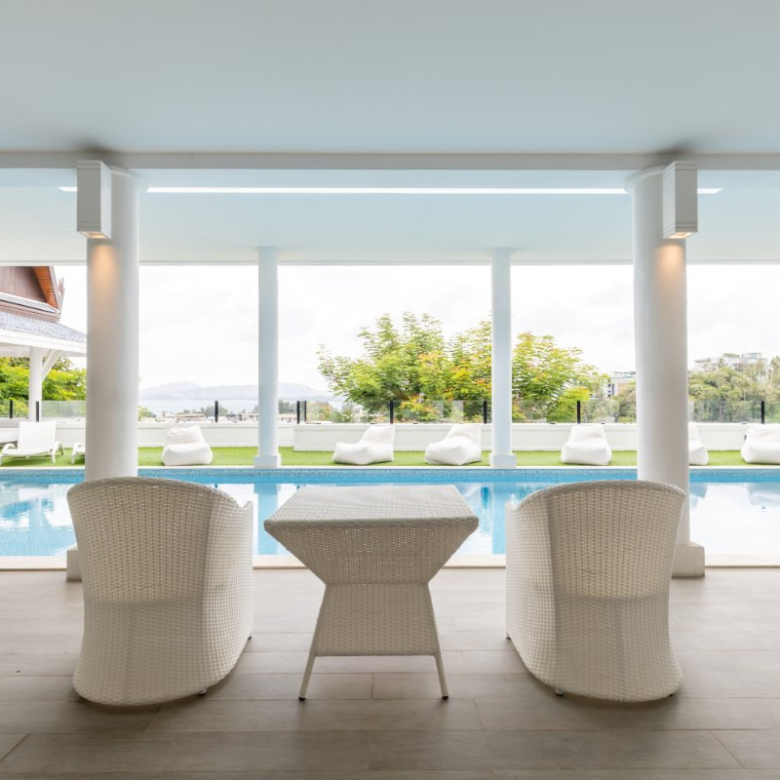 Villa de 5 chambres avec piscine et vue sur mer à vendre à Surin, Phuket