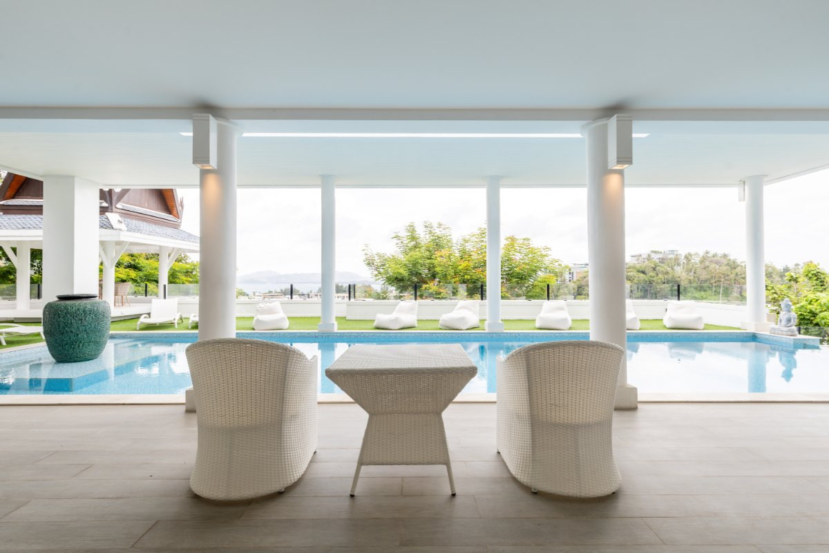 Villa de 5 chambres avec piscine et vue sur mer à vendre à Surin, Phuket