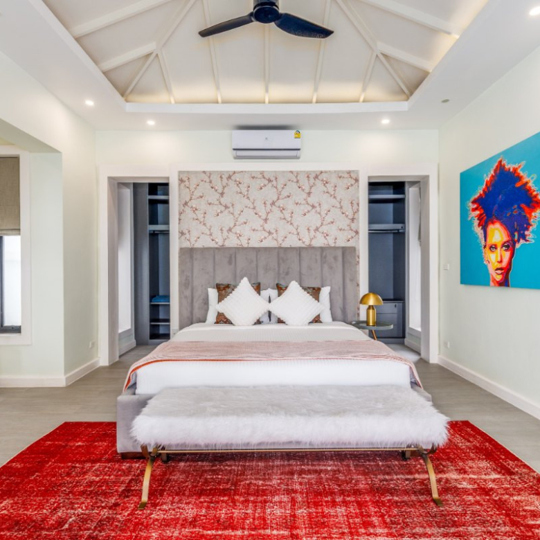 Villa de 5 chambres avec piscine et vue sur mer à vendre à Surin, Phuket