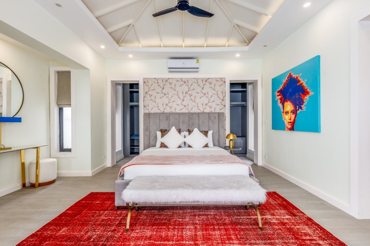 Villa de 5 chambres avec piscine et vue sur mer à vendre à Surin, Phuket
