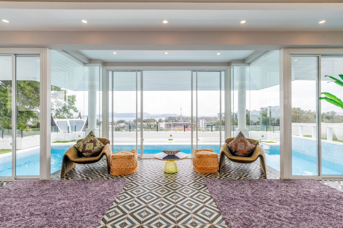 Villa de 5 chambres avec piscine et vue sur mer à vendre à Surin, Phuket