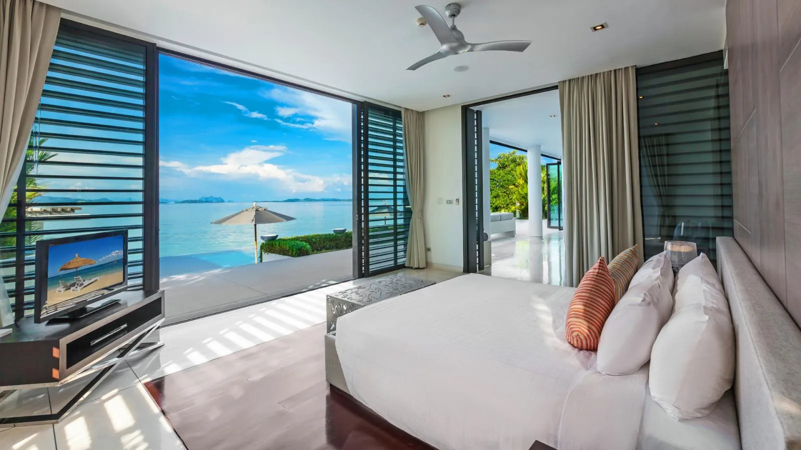 Villa de 6 chambres en bord de mer à vendre à Cape Yamu, Phuket