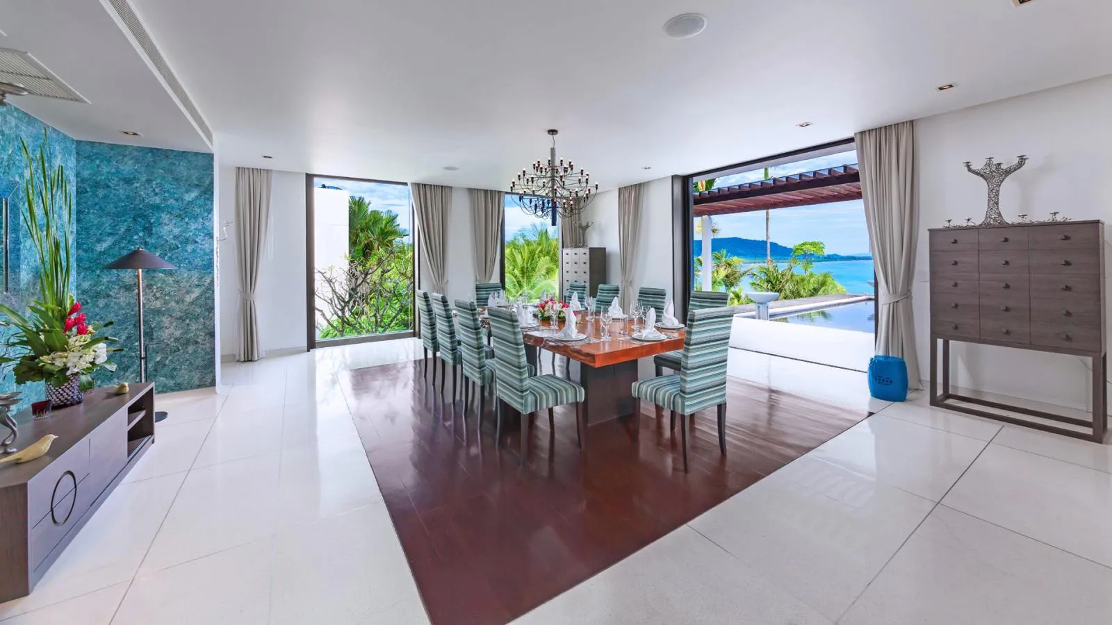 Villa de 6 chambres en bord de mer à vendre à Cape Yamu, Phuket