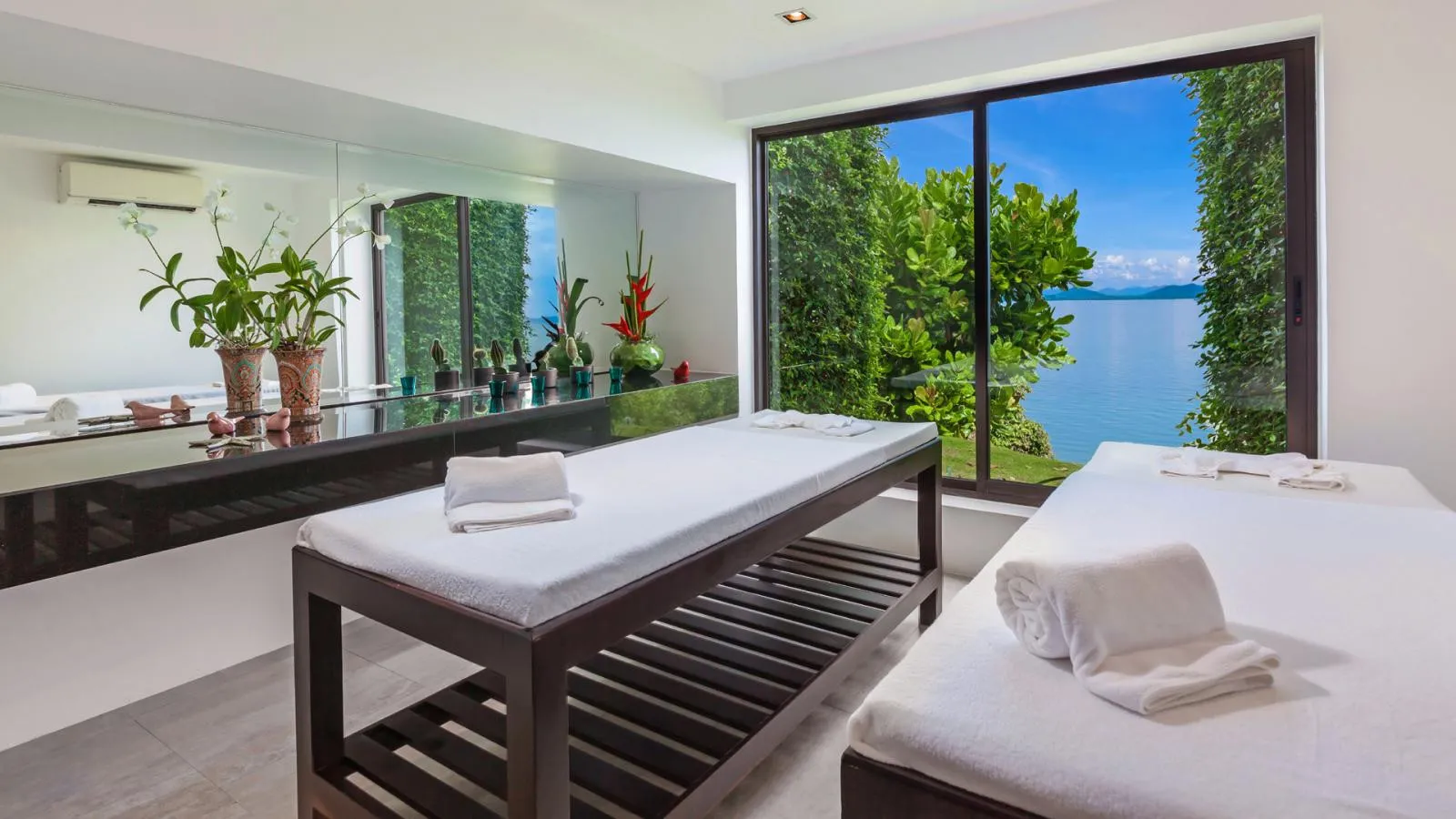 Villa de 6 chambres en bord de mer à vendre à Cape Yamu, Phuket