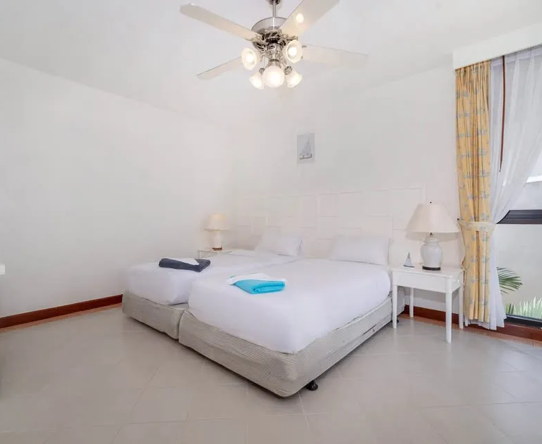 2-Bedroom Lakefront Duplex for Rent at Allamanda 1, Laguna Phuket