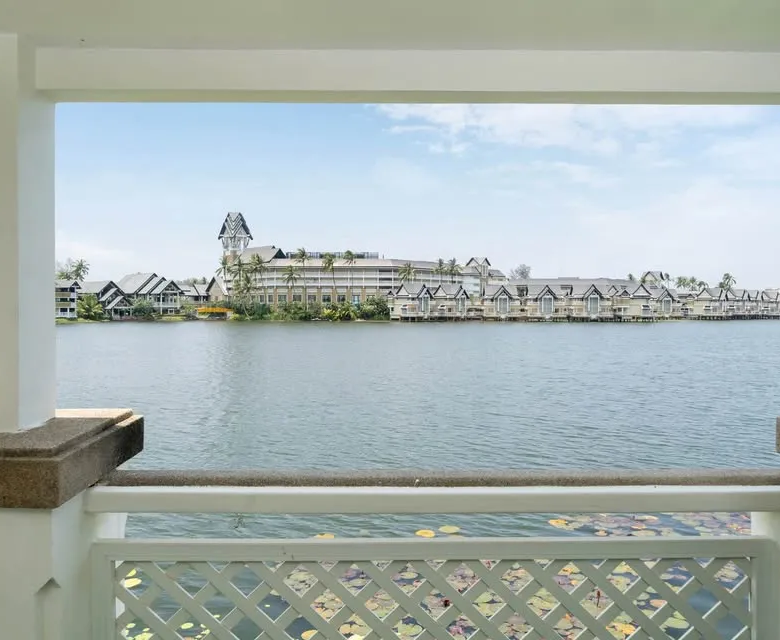 2-Bedroom Lakefront Duplex for Rent at Allamanda 1, Laguna Phuket