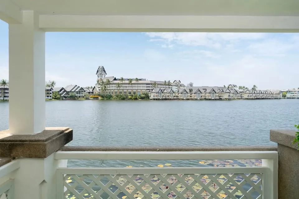 2-Bedroom Lakefront Duplex for Rent at Allamanda 1, Laguna Phuket