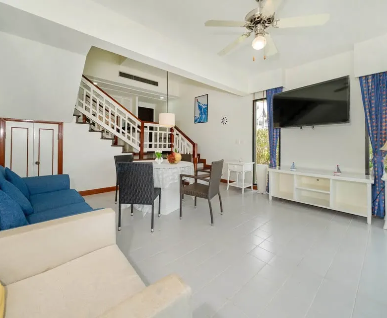 2-Bedroom Lakefront Duplex for Rent at Allamanda 1, Laguna Phuket