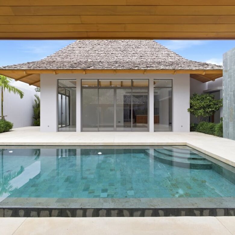 Anchan Indigo I – Villa d'angle avec piscine et 3 chambres à vendre à Phuket