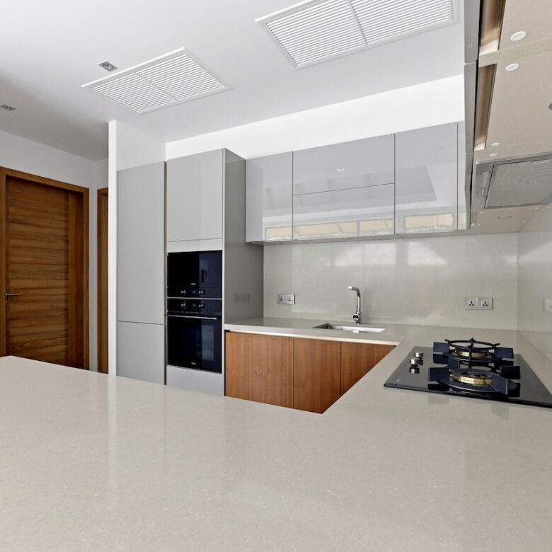 Anchan Indigo I – Villa d'angle avec piscine et 3 chambres à vendre à Phuket