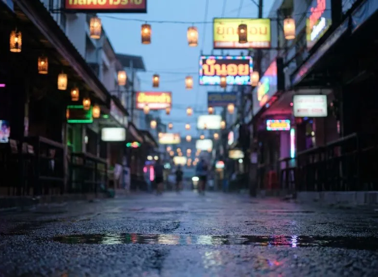 Bangla Road Commercial Space for Lease in Patong – 27 sqm