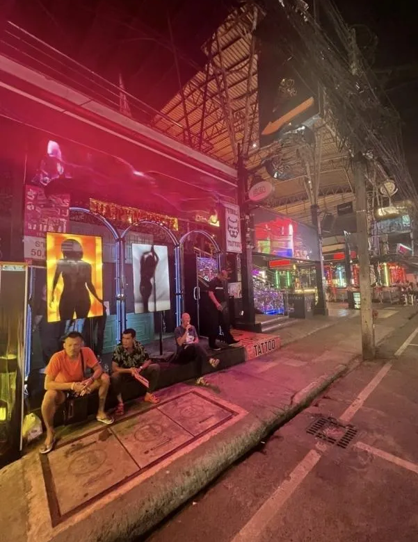 Go-Go Bar for Sale on Bangla Road, Patong – 80 sqm